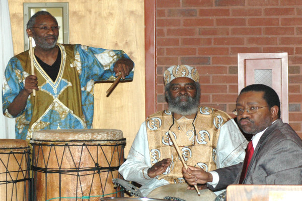 Mandela_concert_drummers_600x400